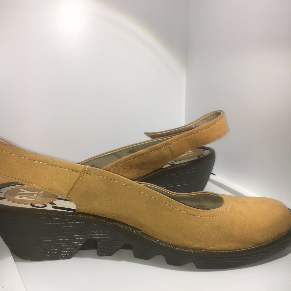 FLY LONDON Suede Low Wedge Sandal - EU 39 / US 8.5 - Picture 6 of 6